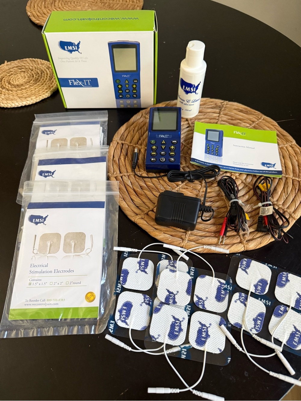 EMSI Flex-IT TENS Electrical Stimulation Unit W/ All Leads & Charger Untested